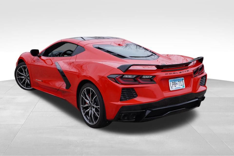 Used 2024 Chevrolet Corvette Stingray Premium Cpe w/ Z51 Performance Package image 7