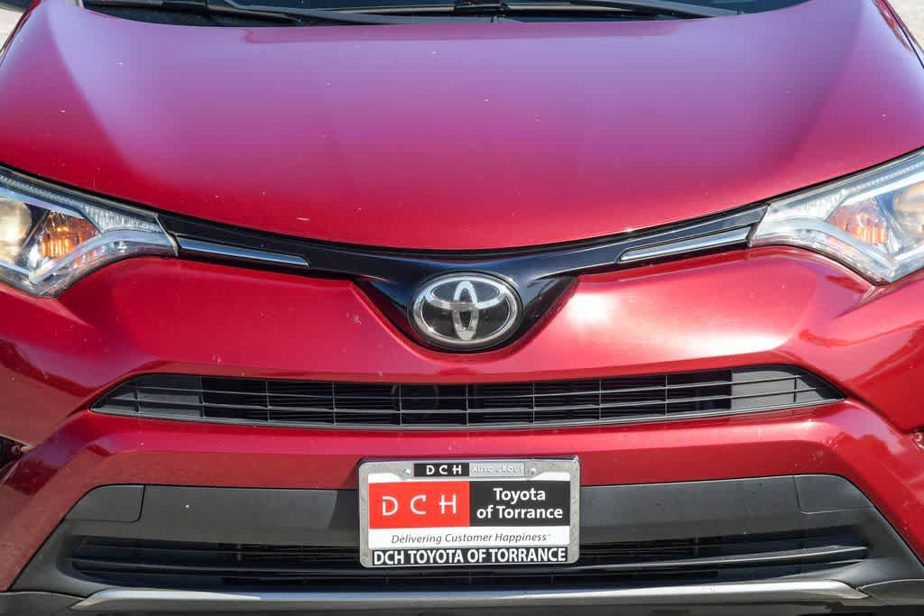 Used 2018 Toyota RAV4 XLE FWD image 5
