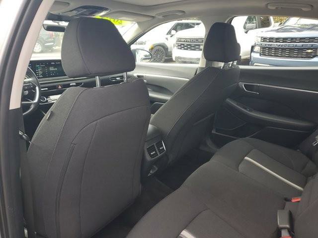 Certified 2023 Hyundai Sonata SEL w/ Convenience Package image 18