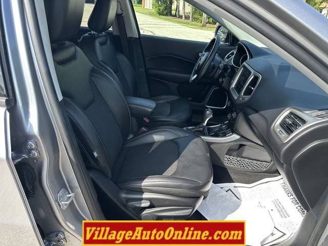 Used 2018 Jeep Compass Latitude w/ Popular Equipment Group AWD/4WD image 37