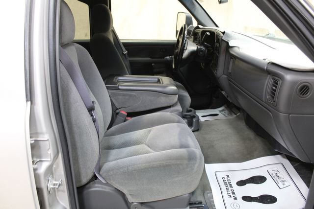 Used 2006 Chevrolet Silverado 2500 LT w/ Onstar Plus Package image 17