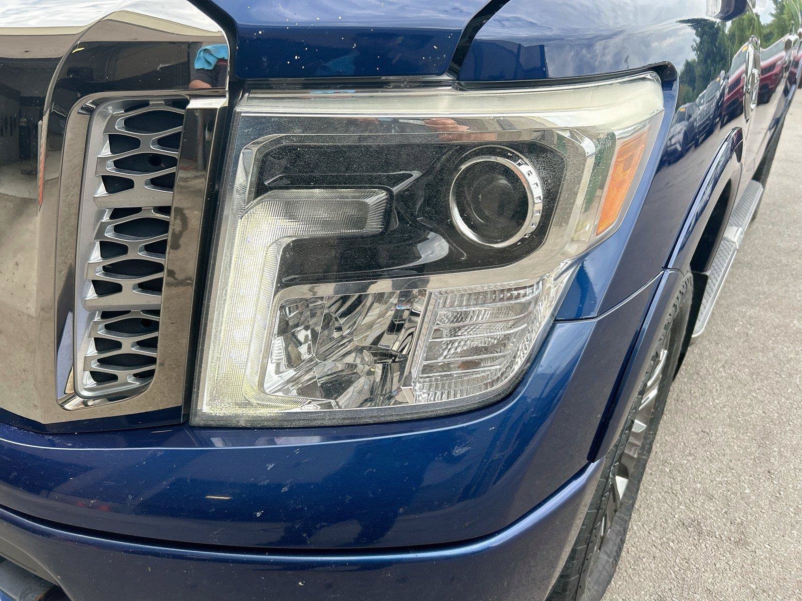 Used 2017 Nissan Titan Platinum Reserve AWD/4WD image 10