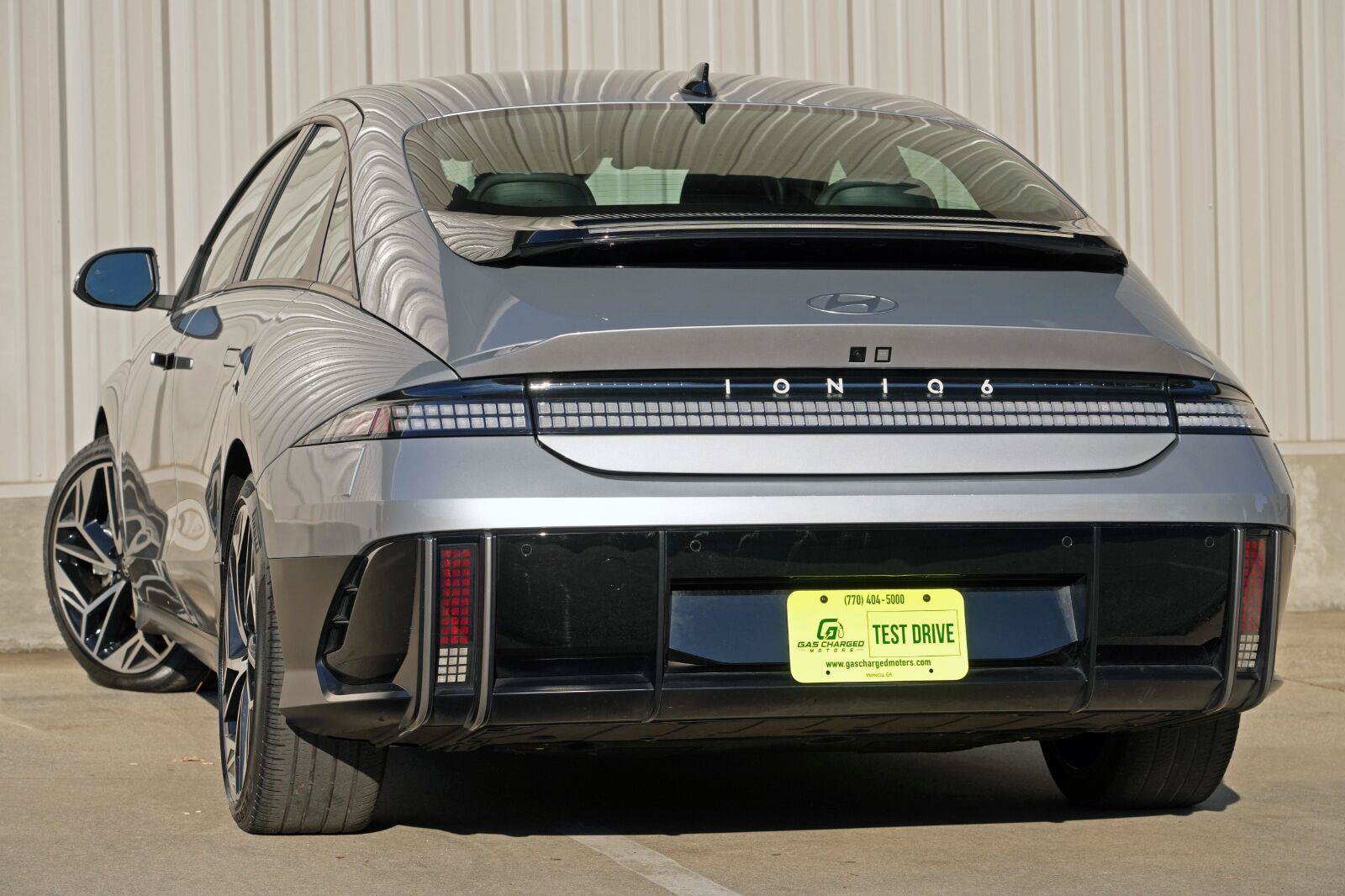 Used 2024 Hyundai Ioniq 6 SEL RWD image 6
