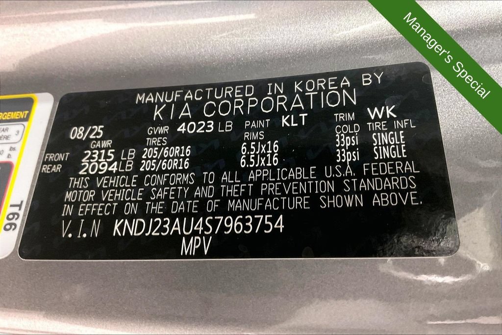 Used 2025 Kia Soul LX w/ LX Technology Package FWD image 39