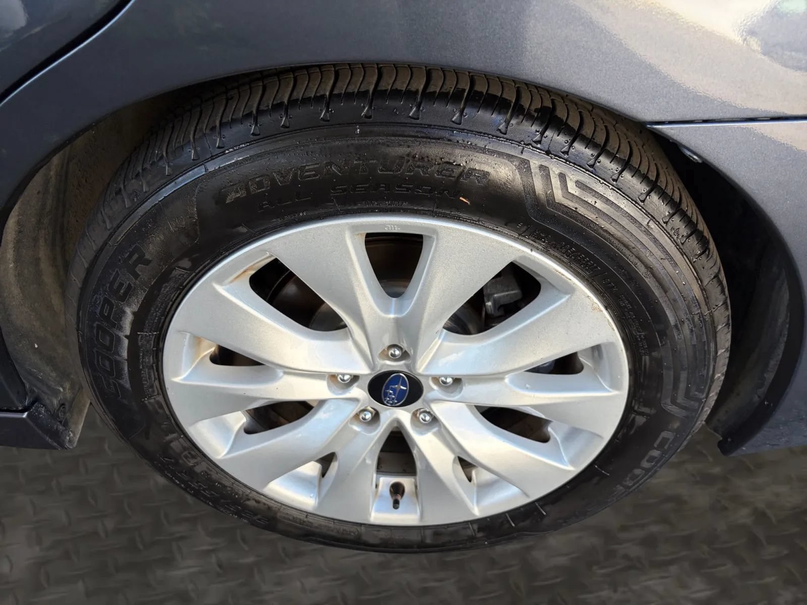 Used 2017 Subaru Legacy 2.5i w/ Alloy Wheel Package AWD/4WD image 34