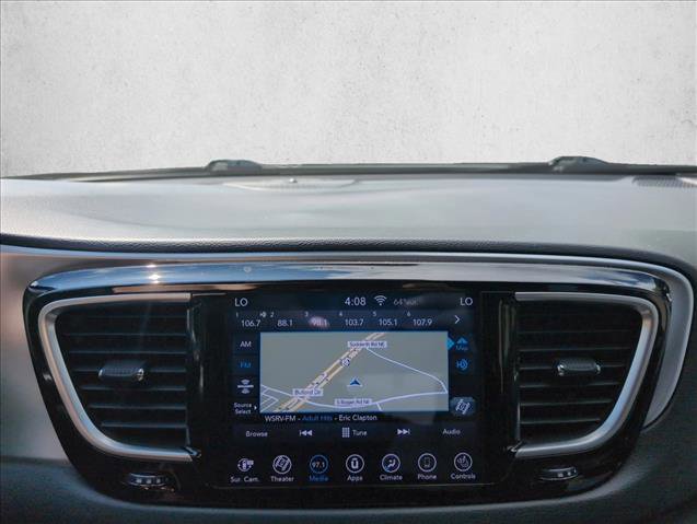 Used 2019 Chrysler Pacifica Touring-L Plus w/ Advanced Safetytec Group FWD image 12