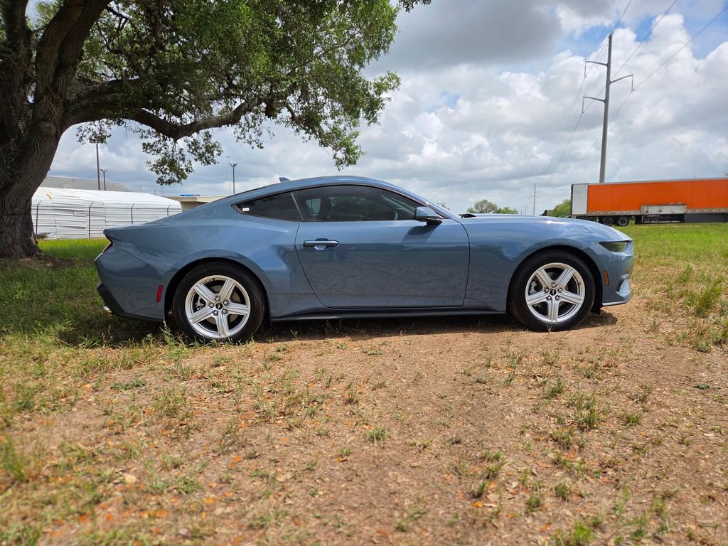 New 2026 Ford Mustang Coupe image 4
