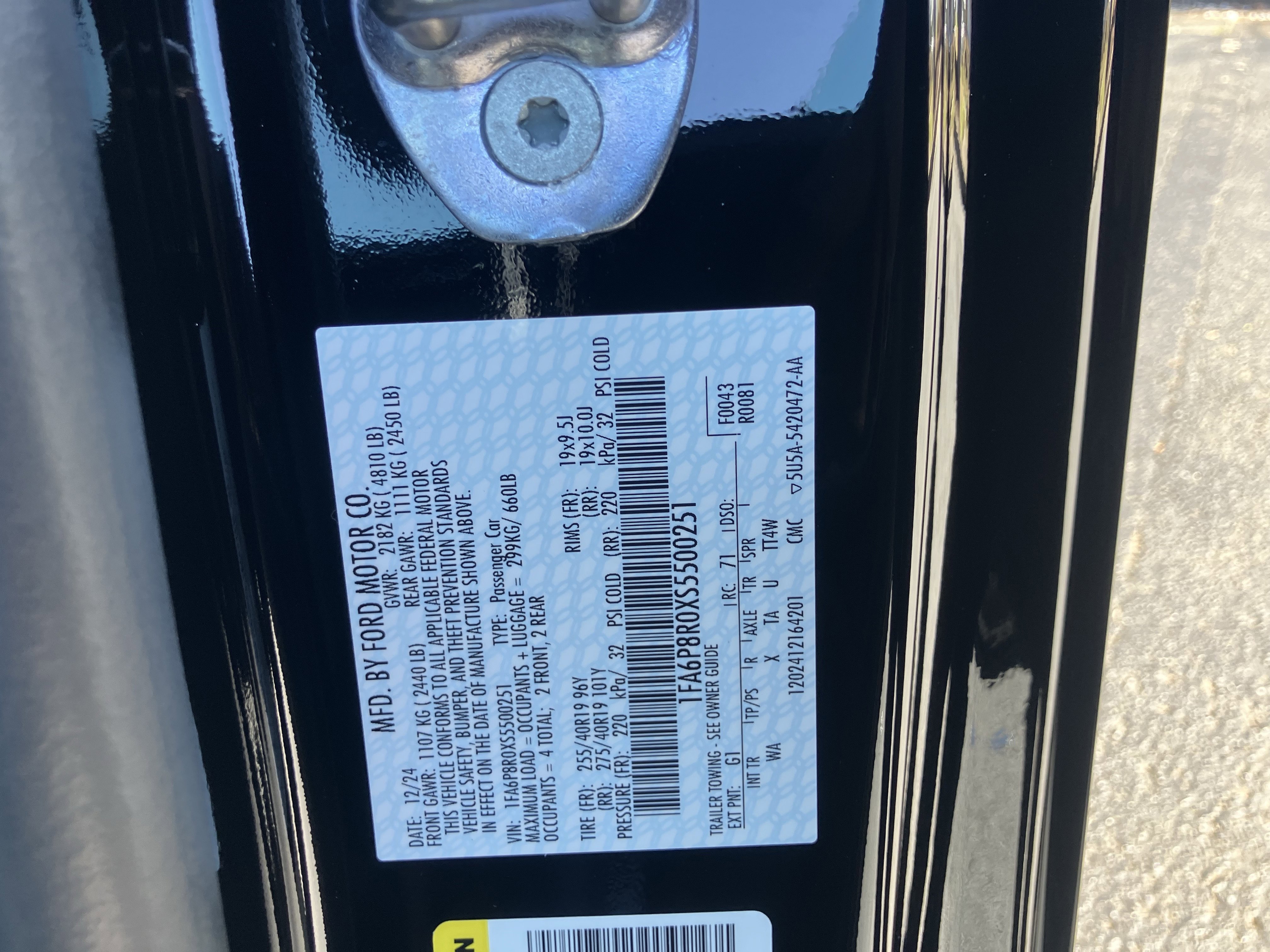 Used 2025 Ford Mustang Dark Horse image 37