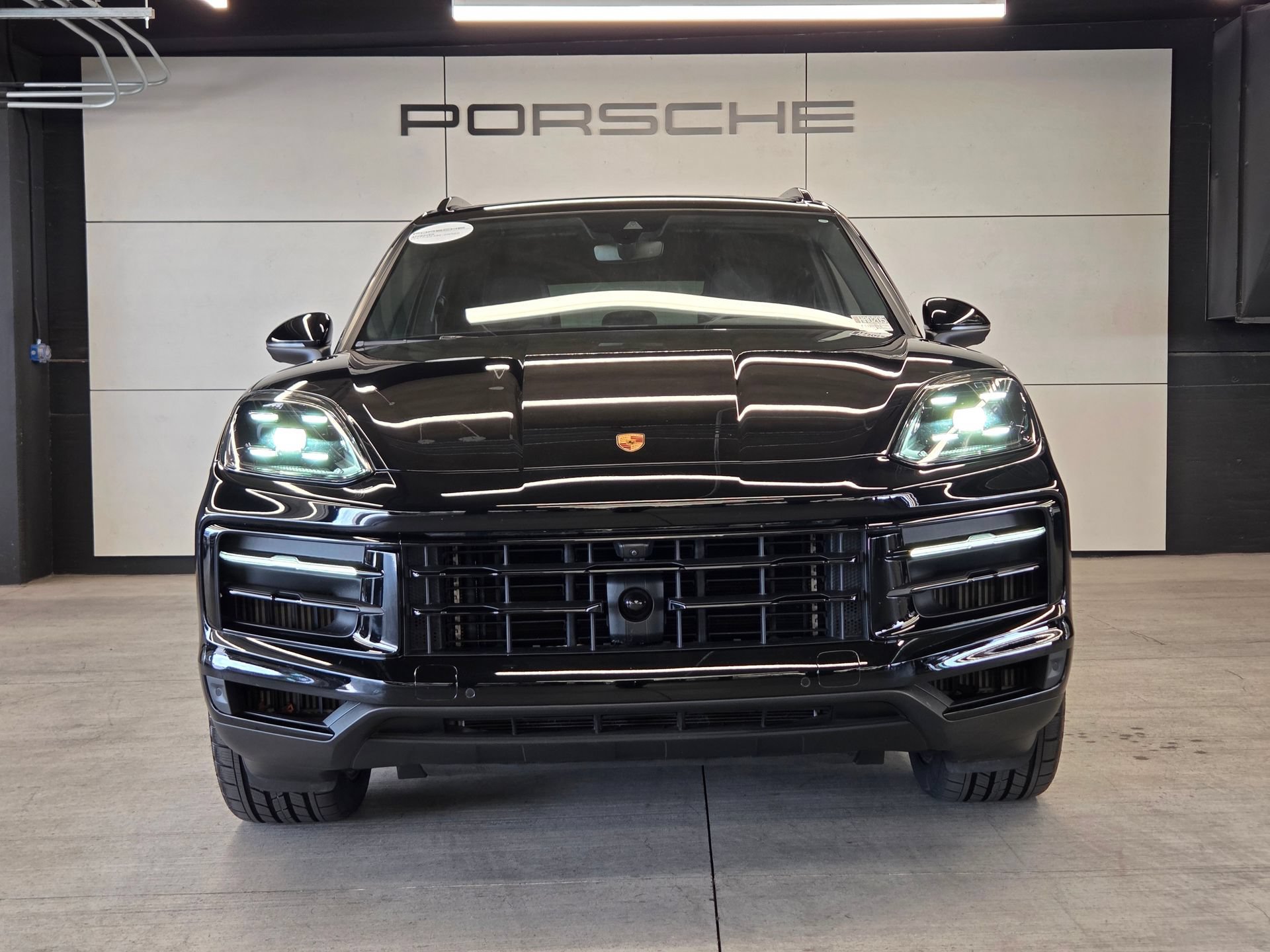 Certified 2024 Porsche Cayenne S AWD/4WD image 26