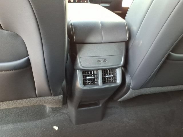 New 2027 GMC Terrain Elevation w/ Elevation Premium Package FWD image 16