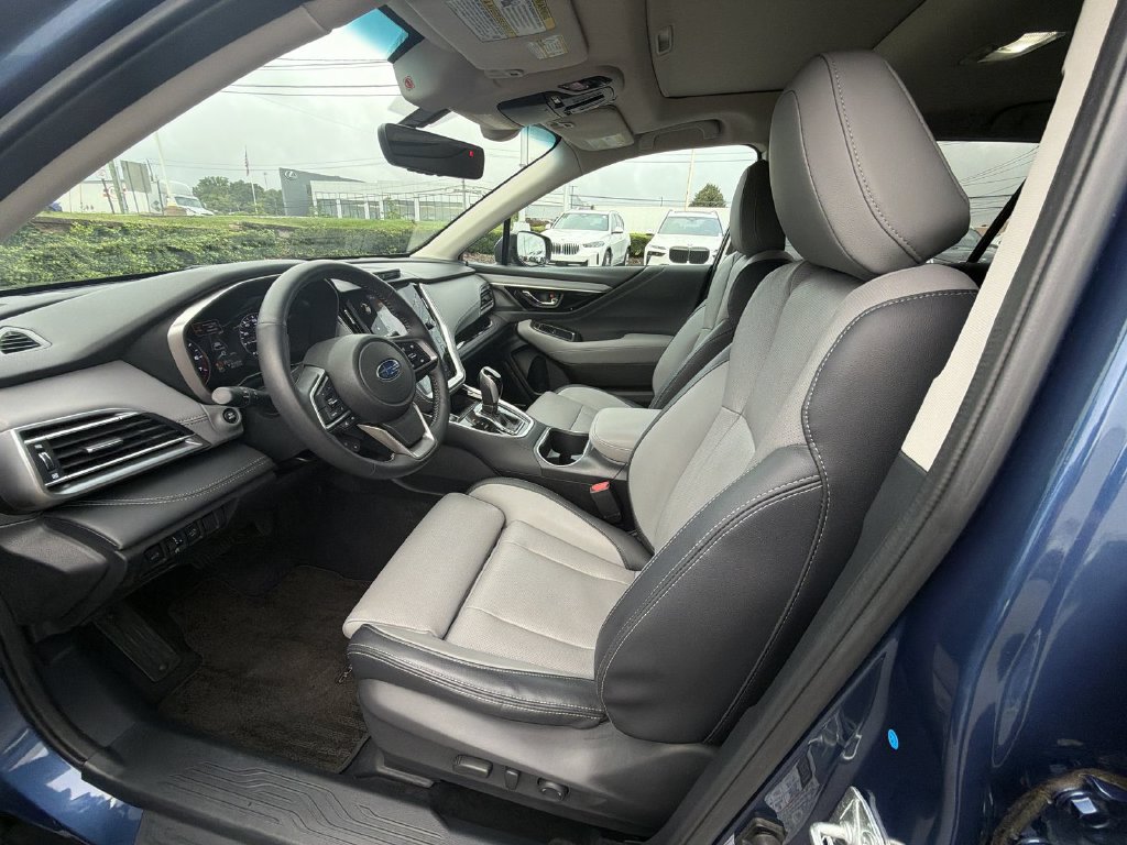 Used 2022 Subaru Outback Limited AWD/4WD image 10
