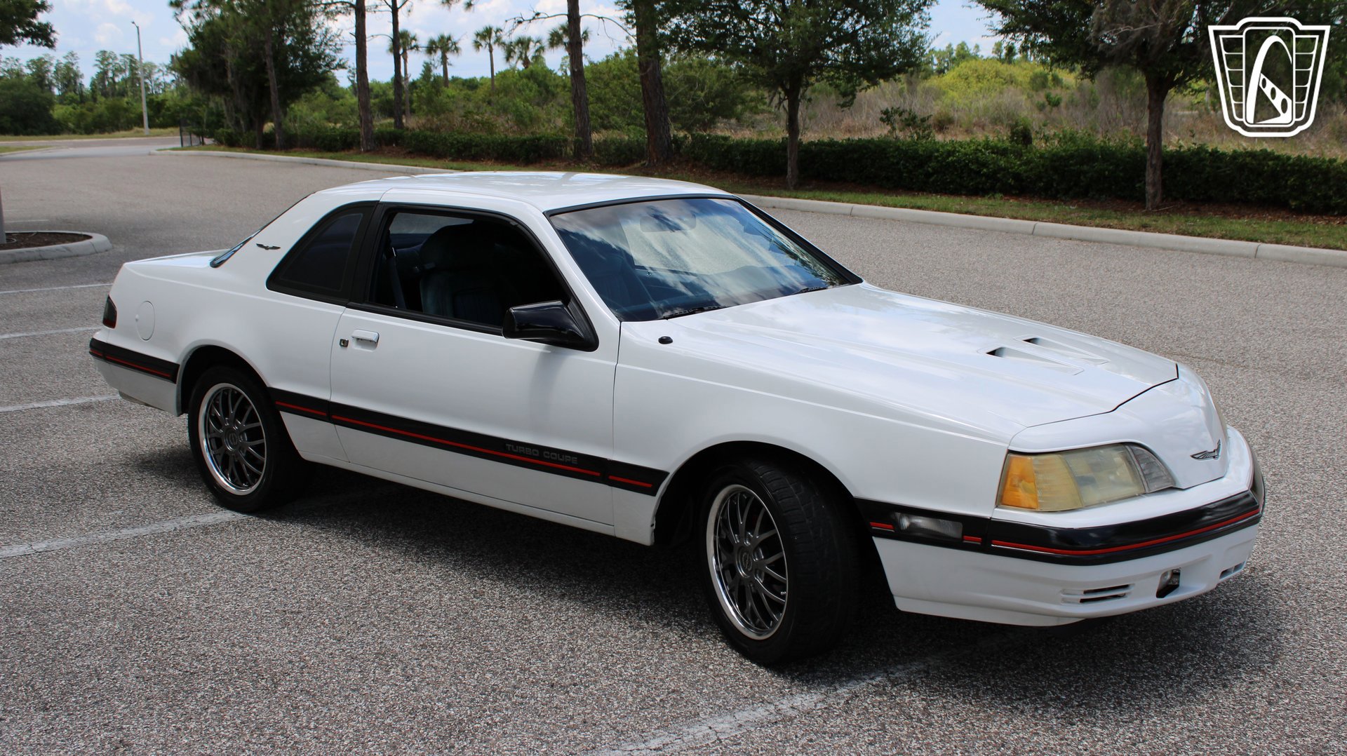 Used 1988 Ford Thunderbird RWD image 24