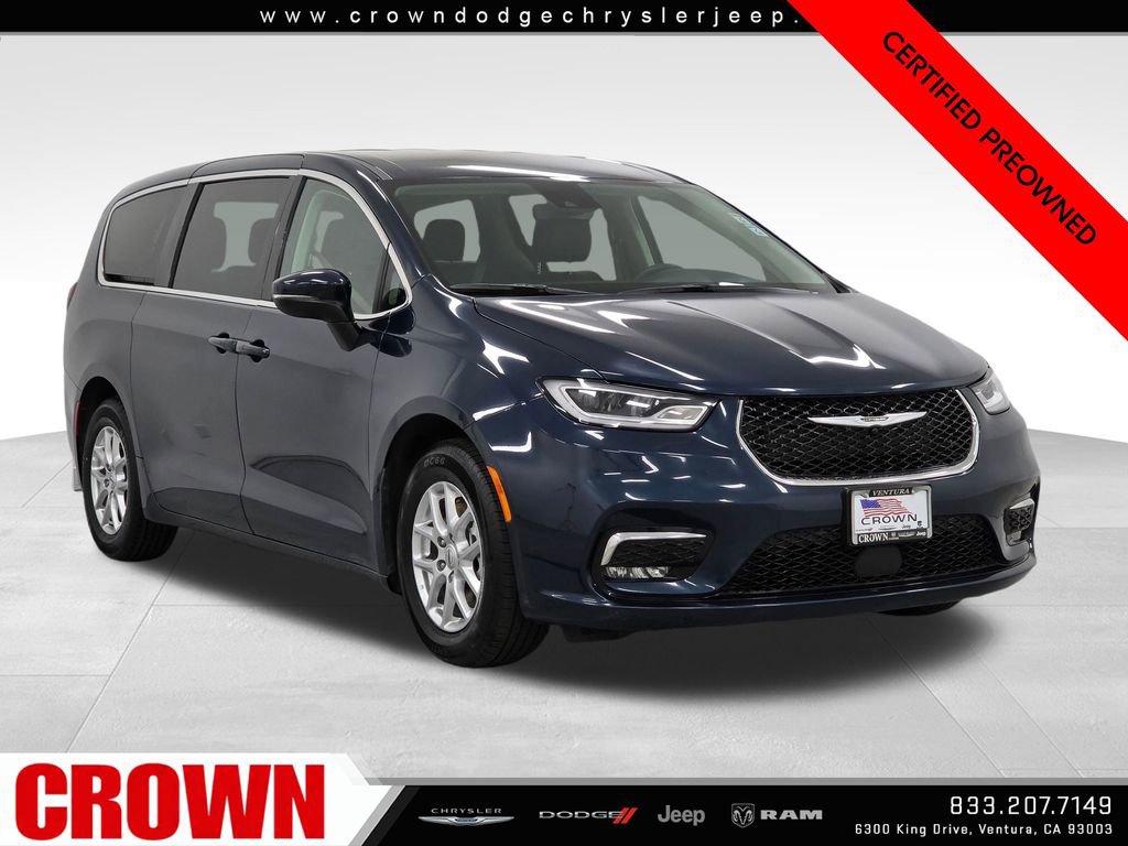 Certified 2023 Chrysler Pacifica Touring-L