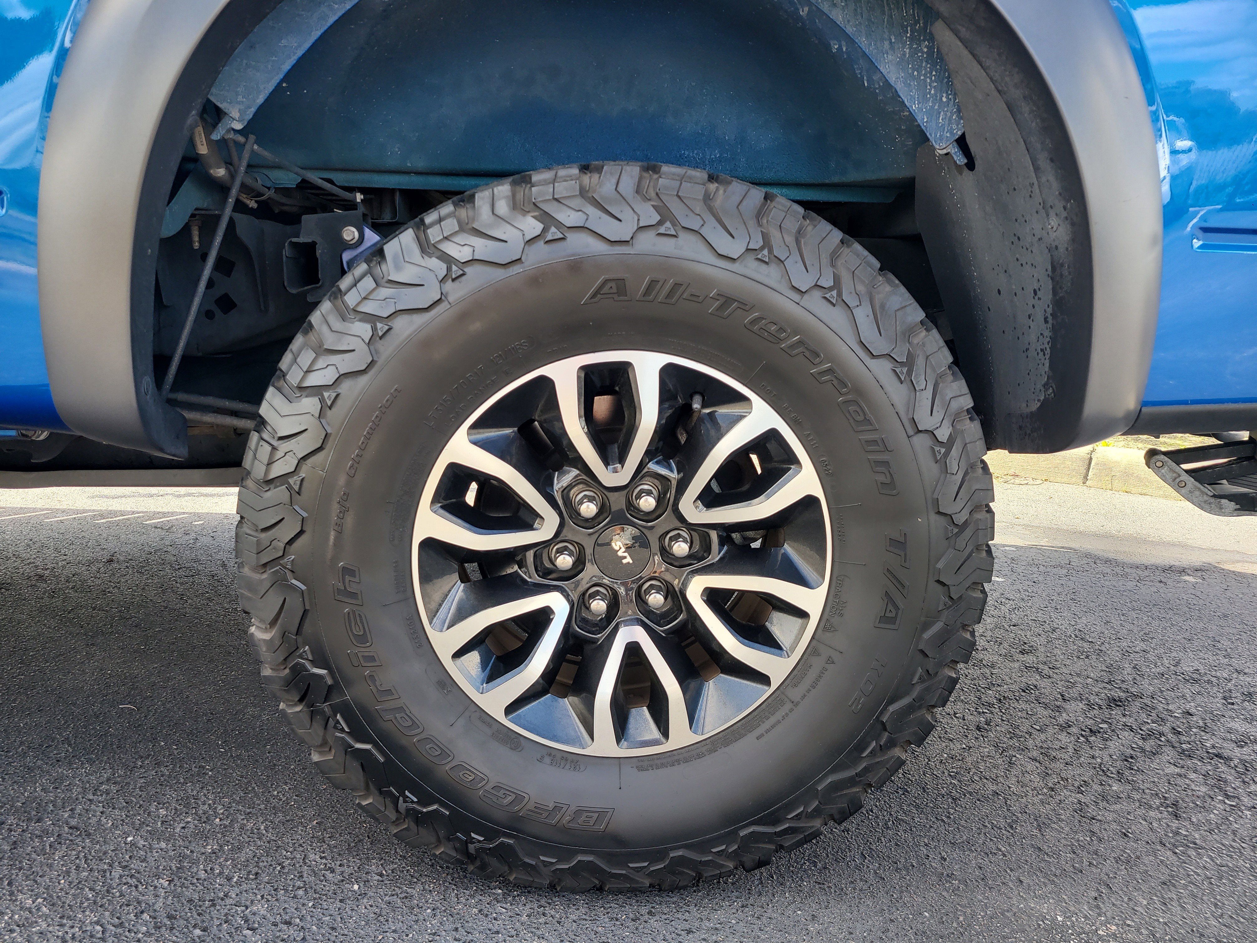 Used 2013 Ford F150 Raptor image 10