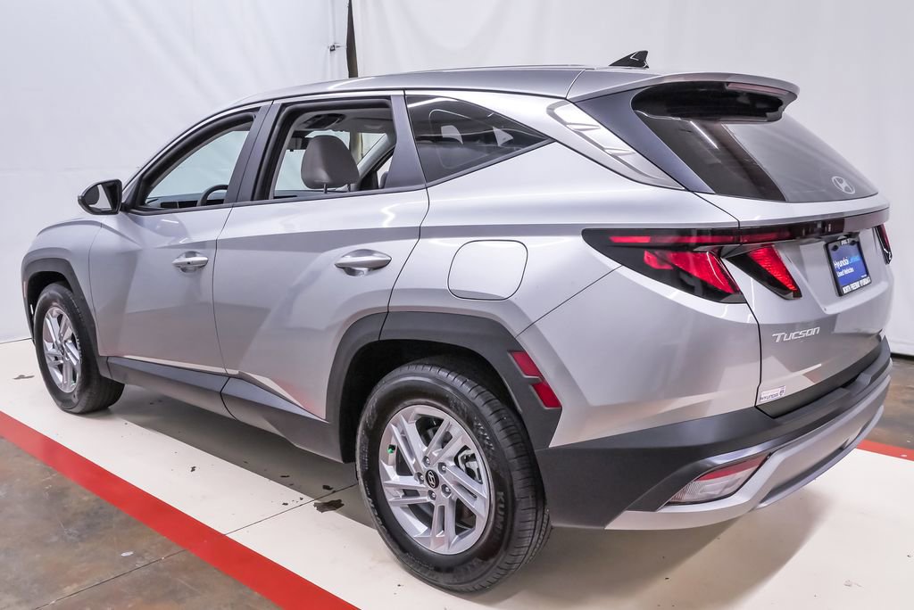 Certified 2026 Hyundai Tucson SE image 8