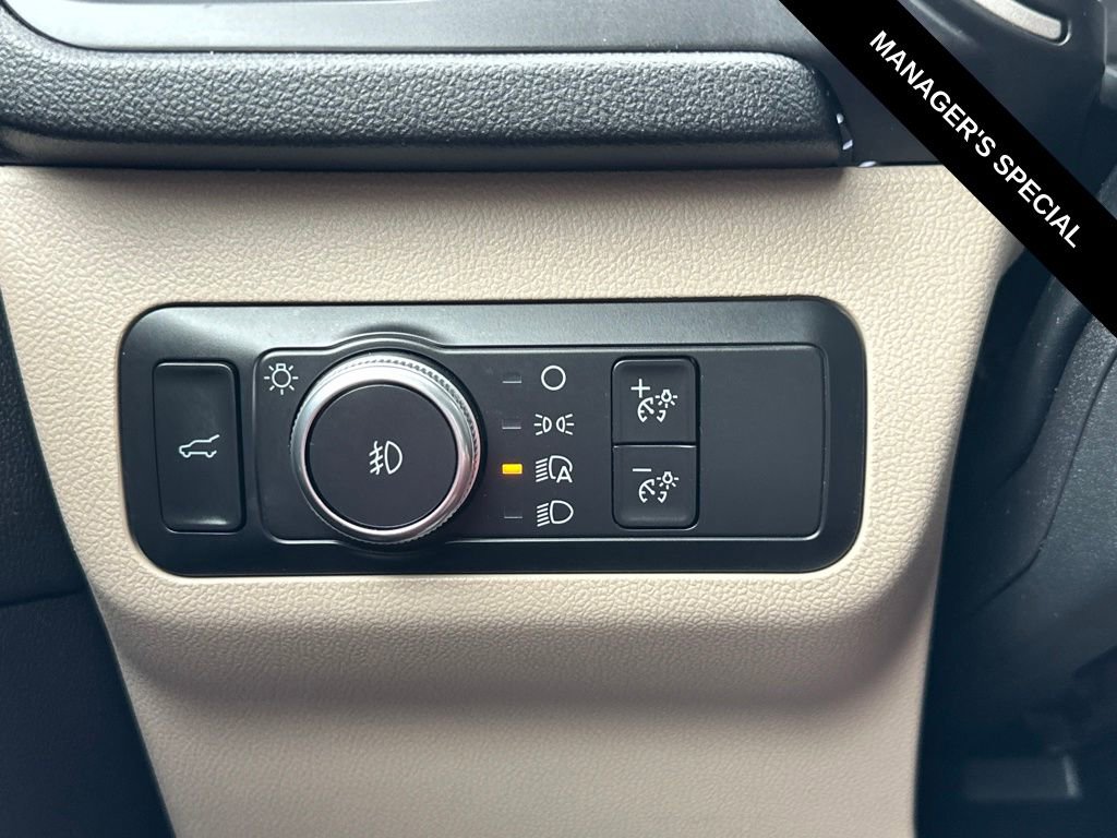 Used 2020 Ford Escape SEL image 27