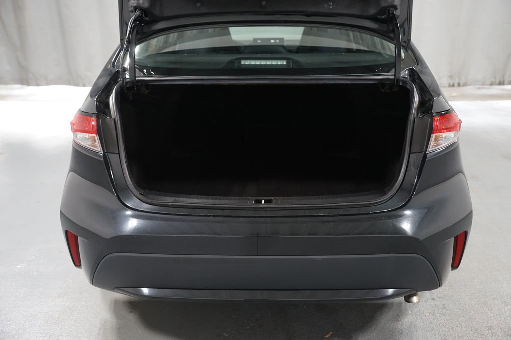 Certified 2021 Toyota Corolla LE image 30