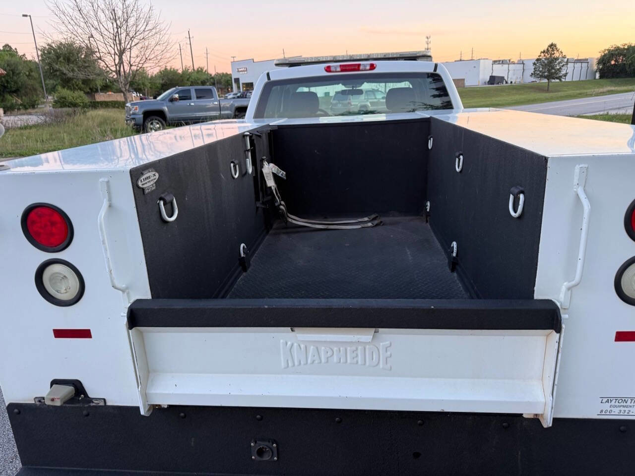 Used 2010 Chevrolet Silverado 3500 W/T w/ Snow Plow Prep Package image 9
