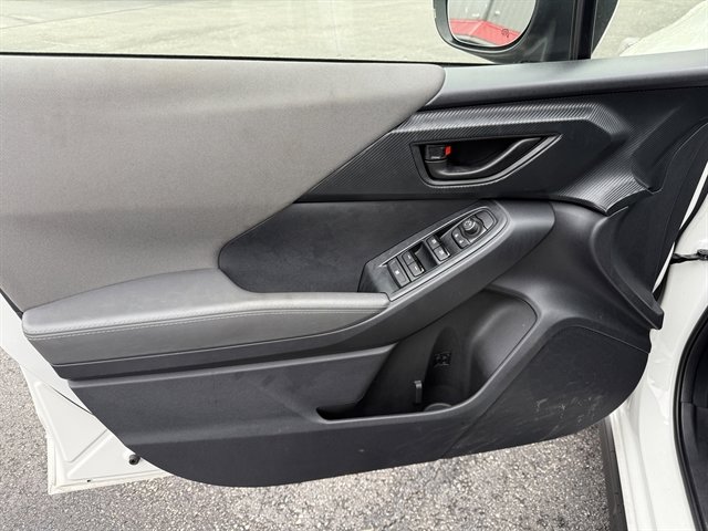 Used 2024 Subaru Crosstrek 2.0i Premium image 17