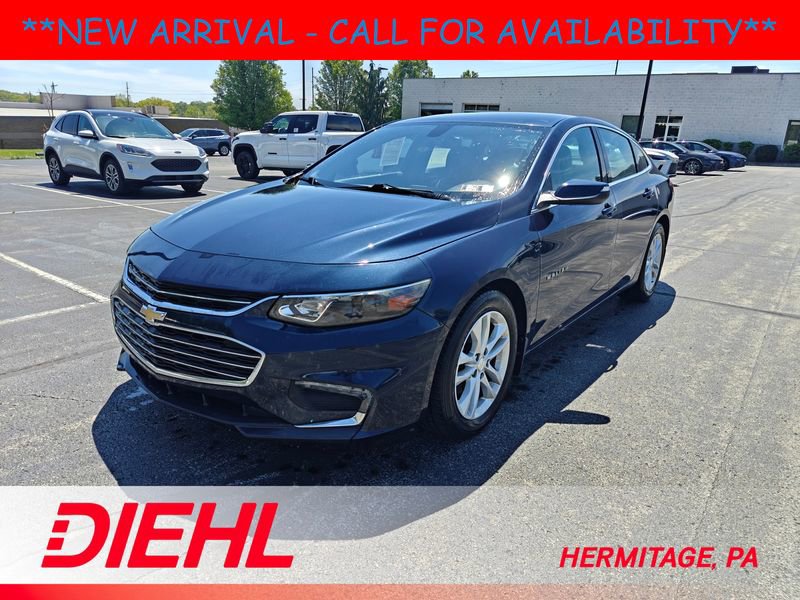 Used 2017 Chevrolet Malibu LT FWD image 1