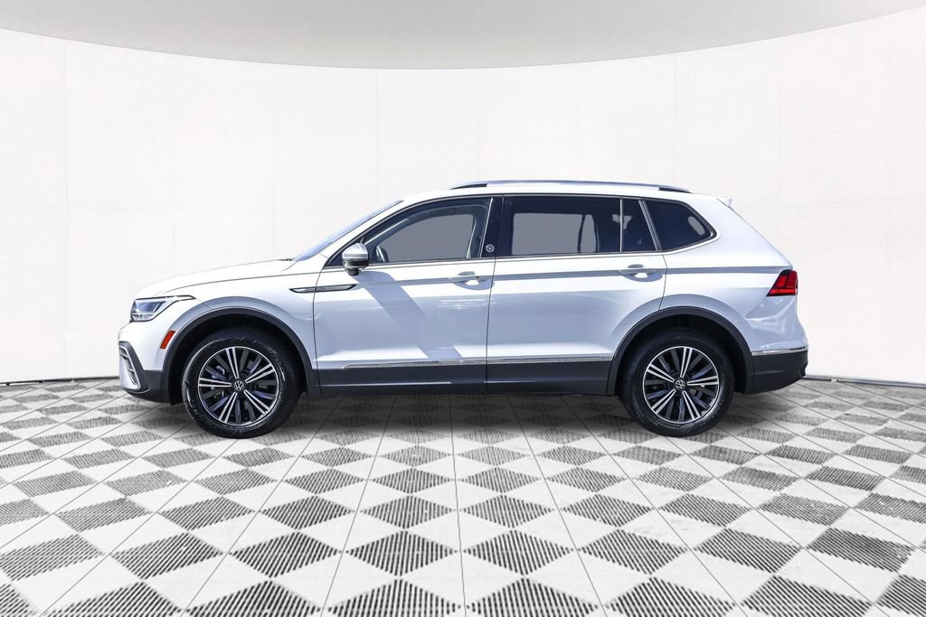 Certified 2024 Volkswagen Tiguan Wolfsburg Edition AWD/4WD image 14