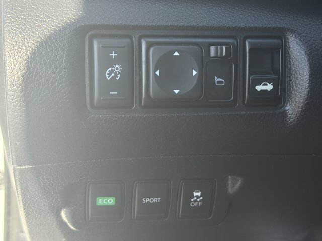 Used 2014 Nissan Sentra SV FWD image 32