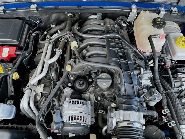 Used 2022 Jeep Wrangler Unlimited Sahara image 30