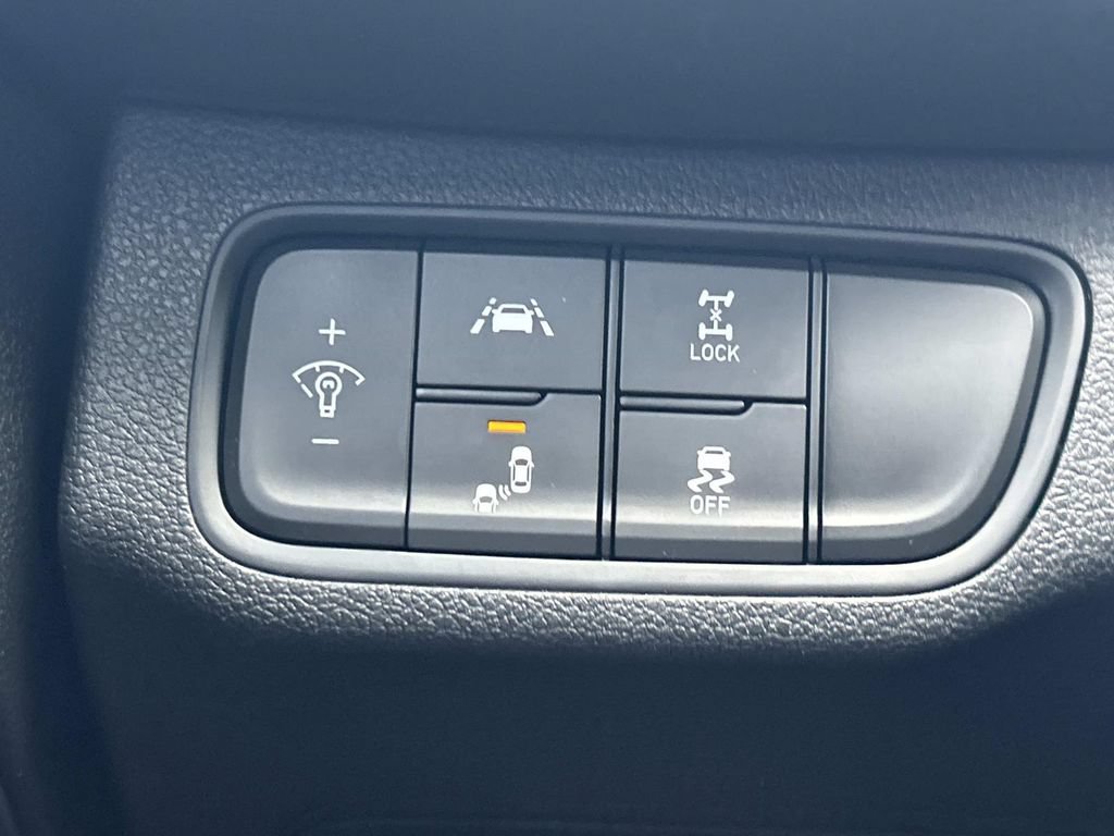 Used 2019 Hyundai Santa Fe SE AWD/4WD image 26