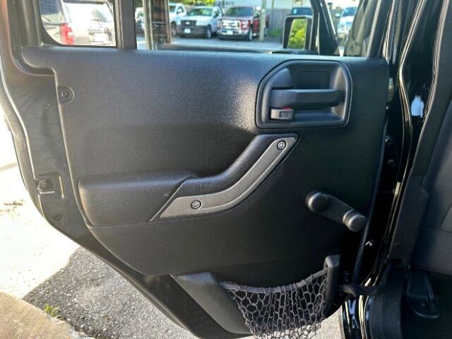 Used 2017 Jeep Wrangler Unlimited Sport w/ Connectivity Group image 20