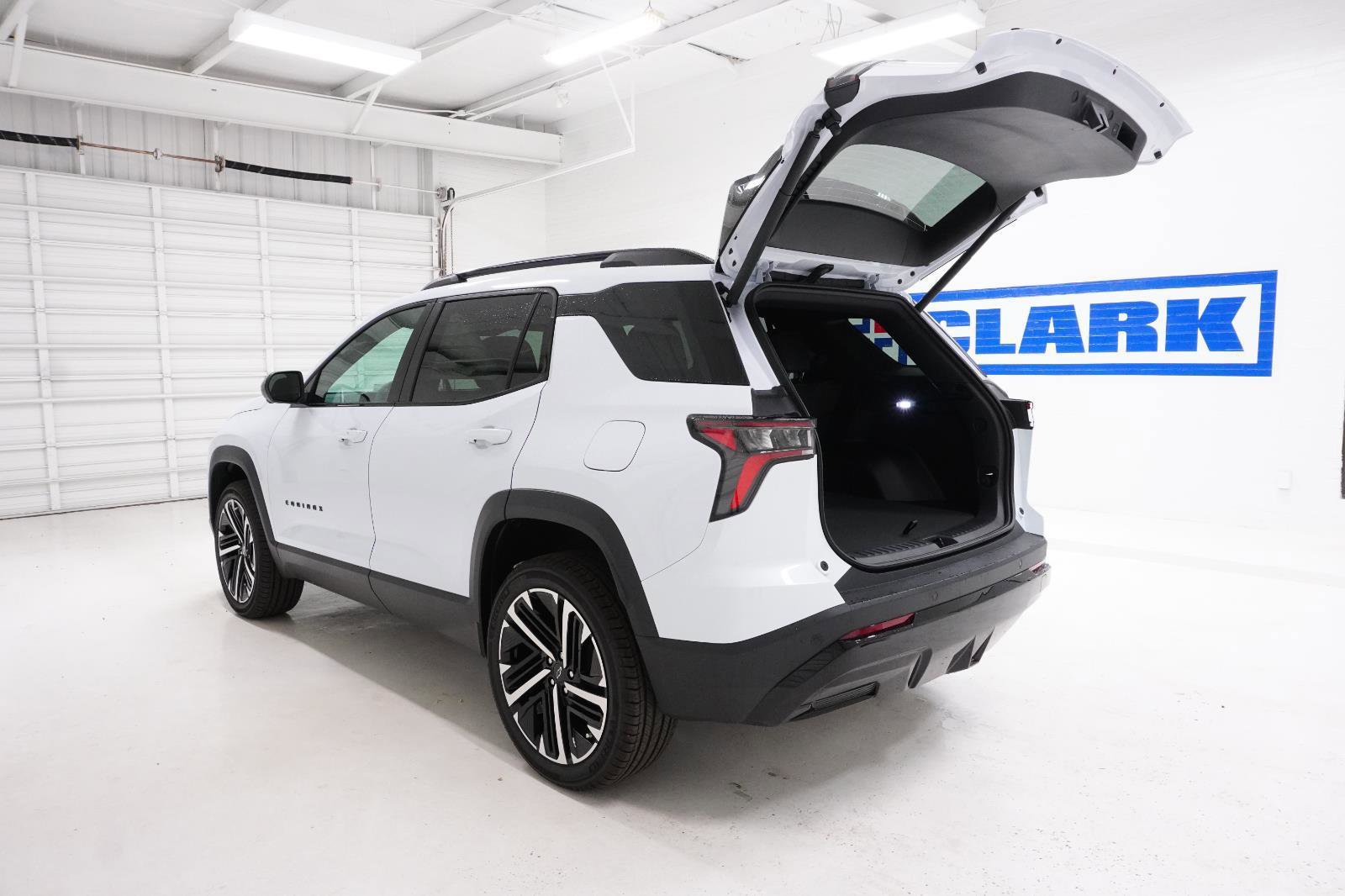 New 2026 Chevrolet Equinox RS w/ Convenience Package III image 9