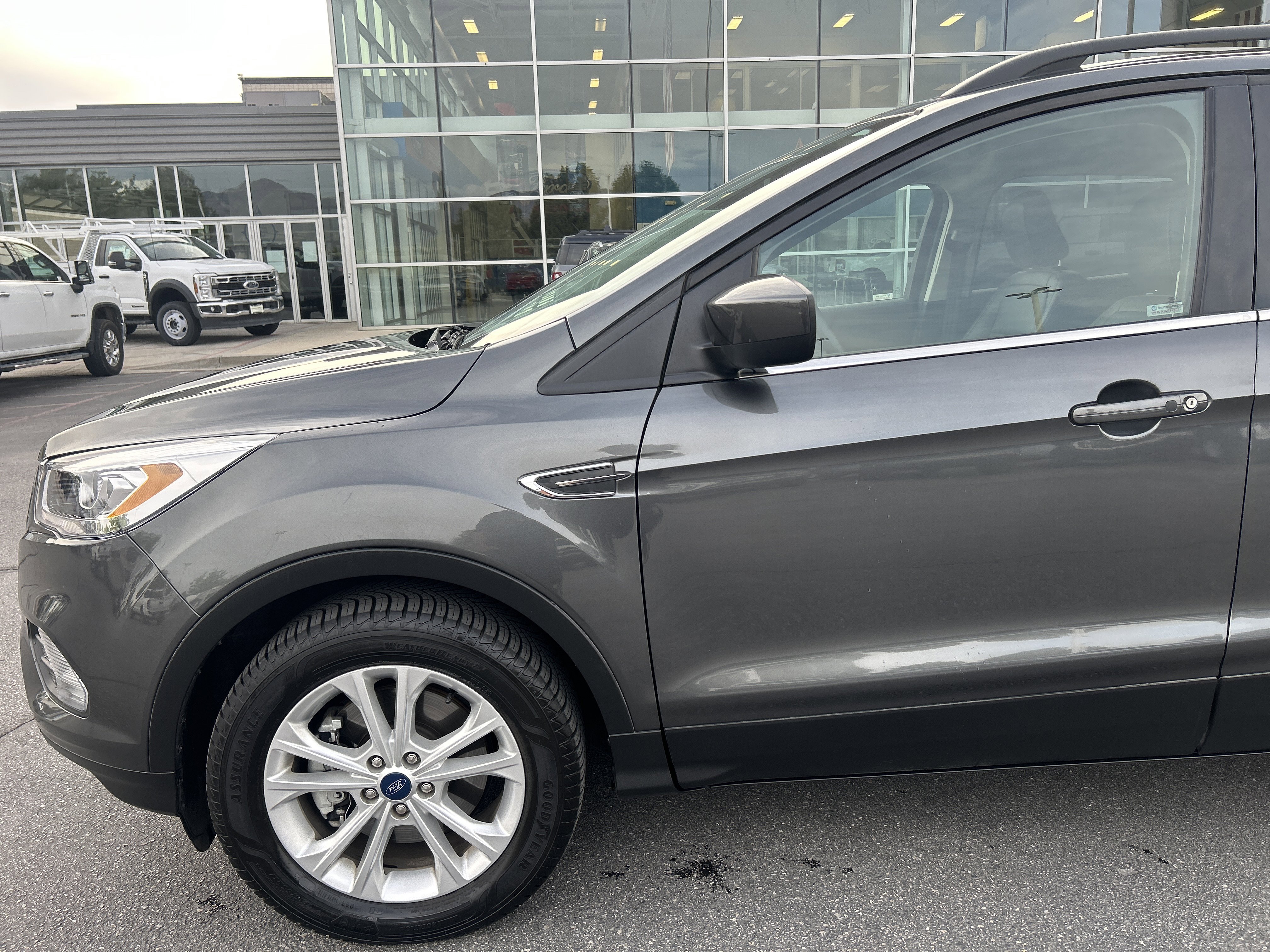 Used 2019 Ford Escape SEL AWD/4WD image 13