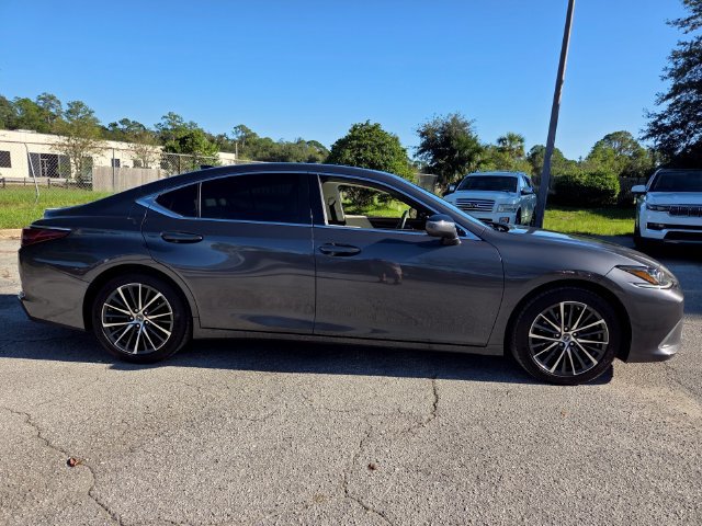 Used 2024 Lexus ES 350 w/ Premium Package FWD image 6