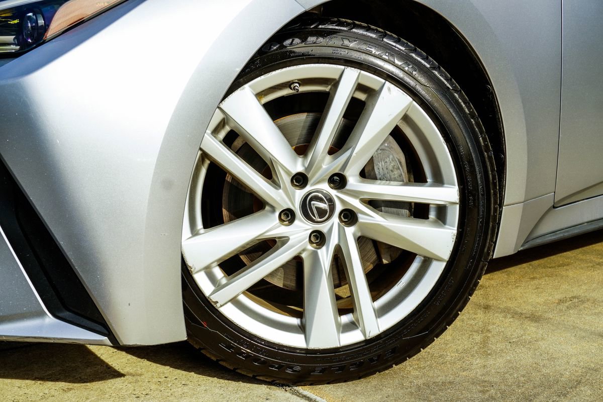 Used 2023 Lexus IS 300 w/ Comfort Package RWD image 3
