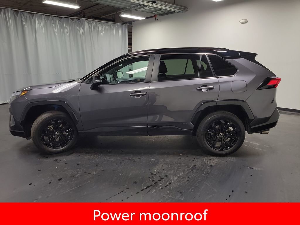 Used 2024 Toyota RAV4 XSE w/ Weather Package image 5