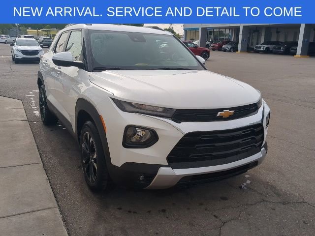 Used 2023 Chevrolet TrailBlazer LT w/ Convenience Package AWD/4WD image 10