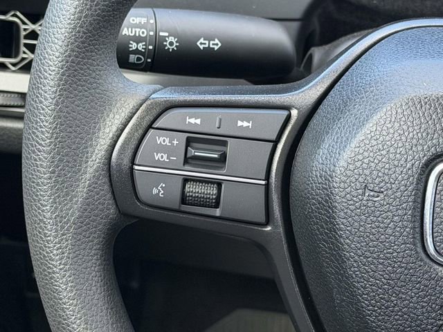 Used 2025 Honda Accord LX image 18