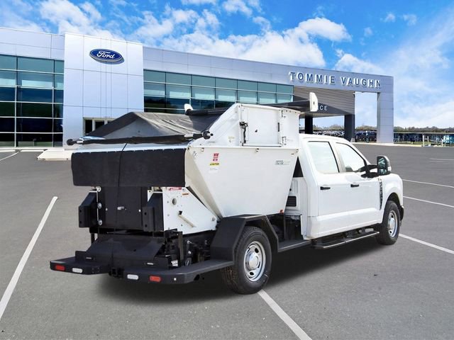 Used 2023 Ford F250 XL image 4