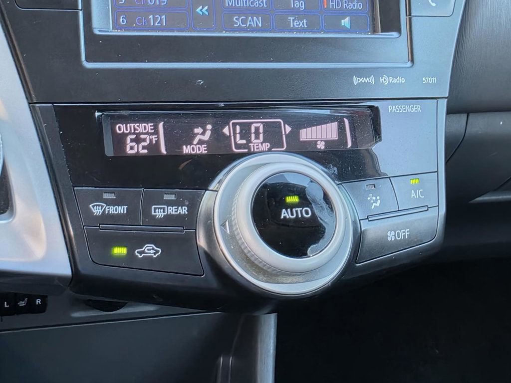 Used 2013 Toyota Prius V Five FWD image 20