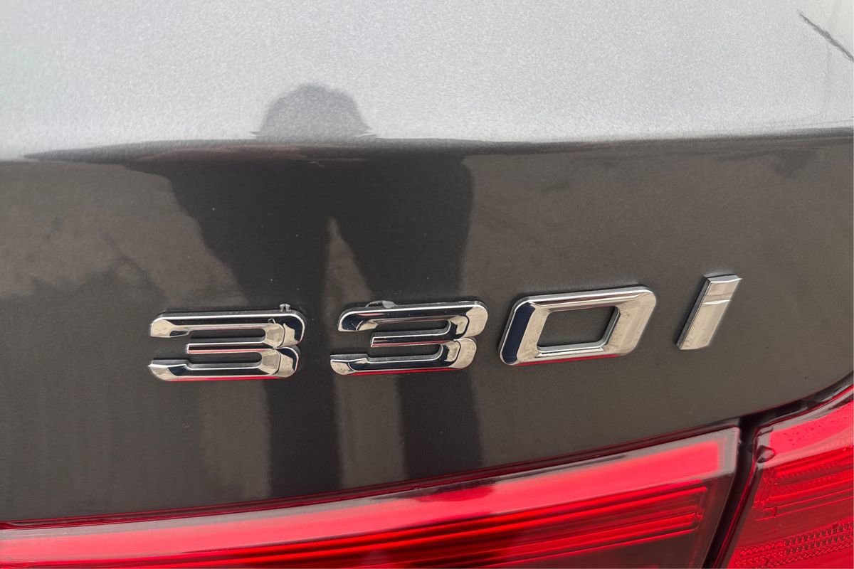 Used 2018 BMW 330i Gran Turismo xDrive image 25