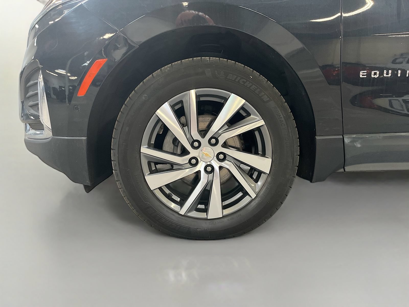 Used 2024 Chevrolet Equinox Premier AWD/4WD image 30