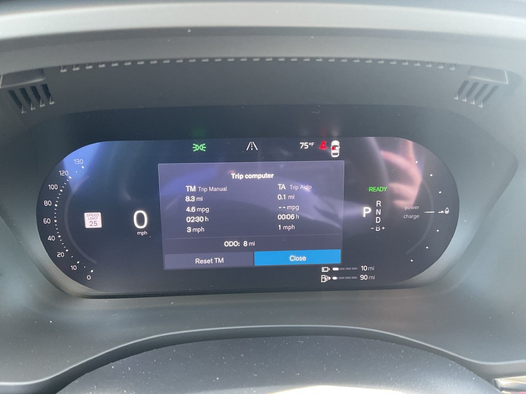 New 2027 Volvo XC60 T8 Plus AWD/4WD image 30