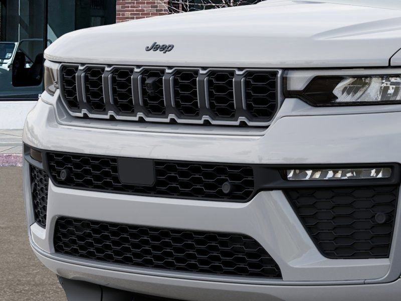 New 2026 Jeep Grand Cherokee L Limited image 11