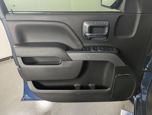 Used 2018 Chevrolet Silverado 1500 LTZ Z71 image 9