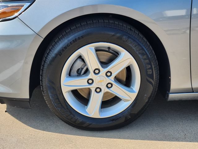 Used 2024 Chevrolet Malibu LS FWD image 17