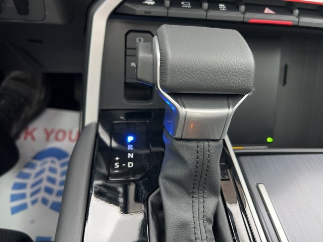 New 2025 Toyota Tundra Platinum image 29