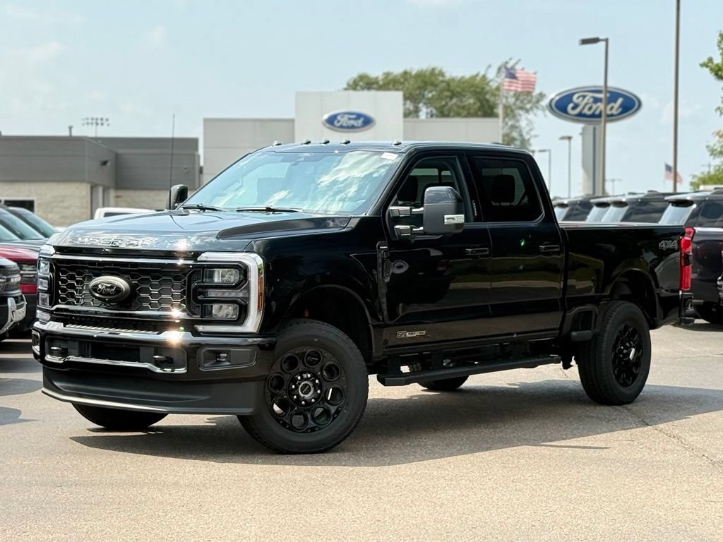 New 2026 Ford F350 Lariat w/ Black Appearance Package AWD/4WD 360° Tour