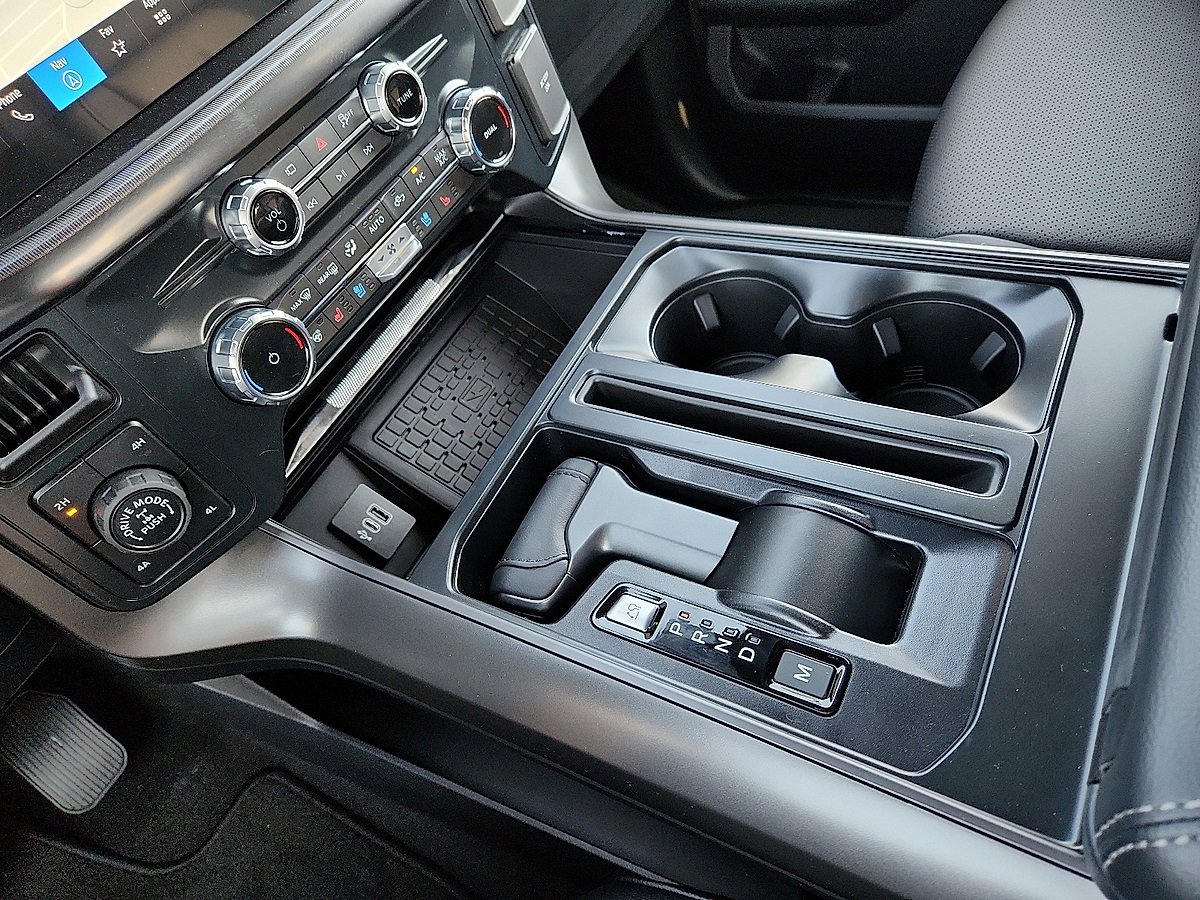 New 2025 Ford F150 Lariat w/ Equipment Group 502A High image 12