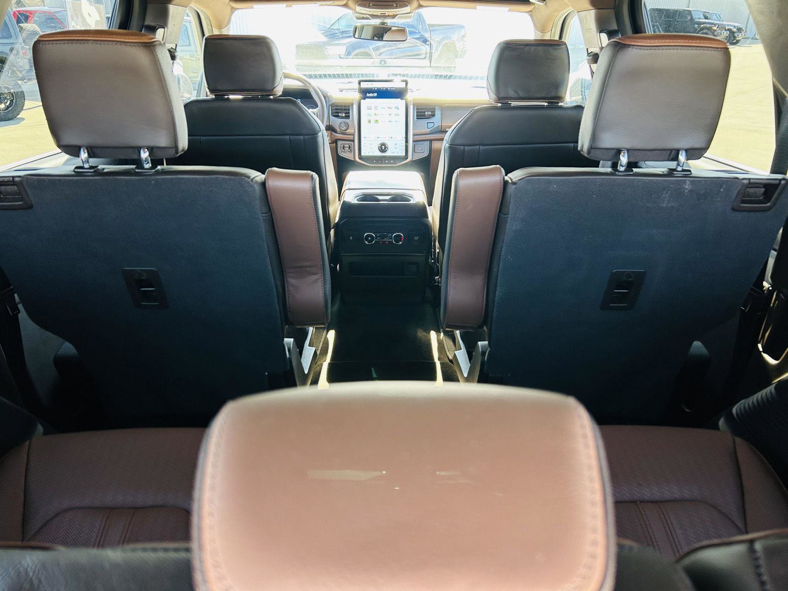 Used 2024 Ford Expedition Max King Ranch image 34