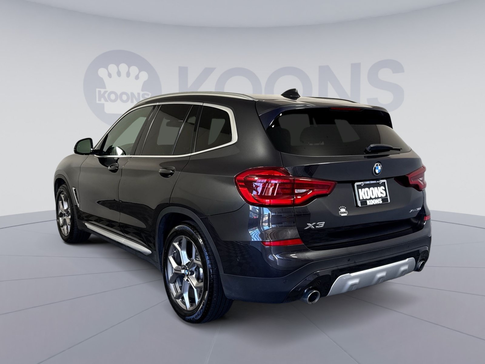 Used 2021 BMW X3 xDrive30i w/ Executive Package AWD/4WD image 4