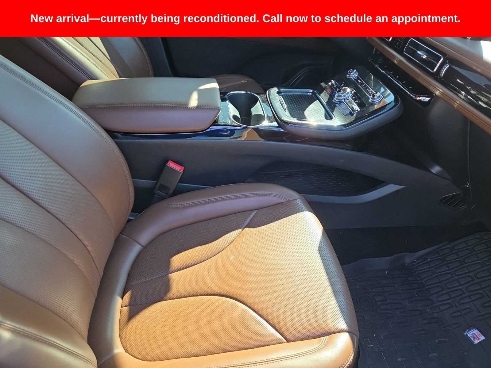 Used 2022 Lincoln Nautilus Reserve image 9